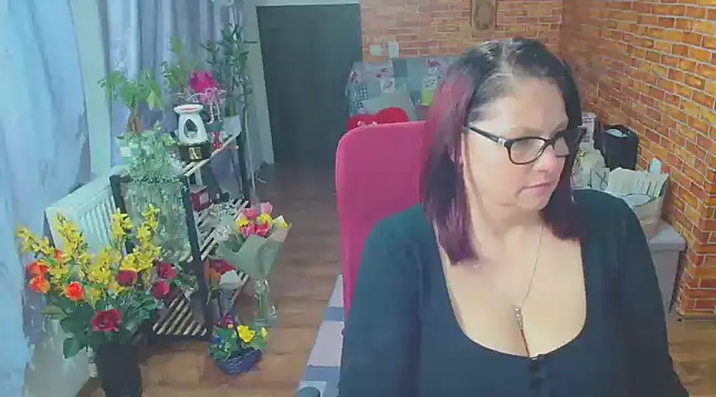 Snapshot of like2knowyou chatting on 03.11.25 like2knowyou online show from 03.11.25