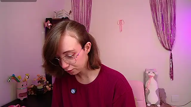 Elise Nyx online show from 03.06.26