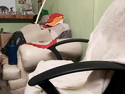 Snapshot of calme_odl1 chatting on 01.19.25 calme odl1 online show from 01.19.25