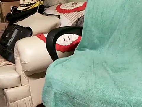 Snapshot of calme_odl1 chatting on 02.24.25 calme odl1 online show from 02.24.25