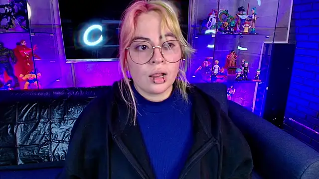 Snapshot of missa_motato chatting on 02.23.26 missa motato online show from 02.23.26