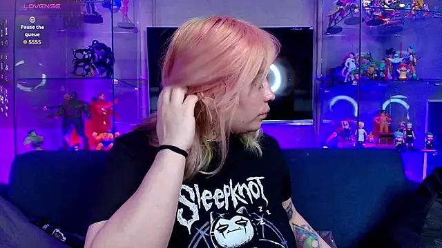 Snapshot of missa_motato chatting on 02.28.26 missa motato online show from 02.28.26