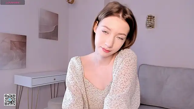 Snapshot of SunnivaCovil chatting on 02.28.25 SunnivaCovil online show from 02.28.25