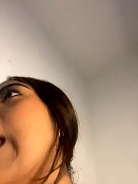 zoe mount online show from 11.05.25