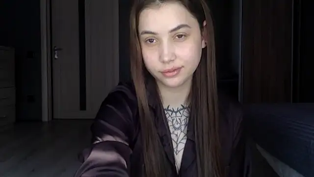 Snapshot of bysinka18 chatting on 05.25.26 bysinka18 online show from 05.25.26
