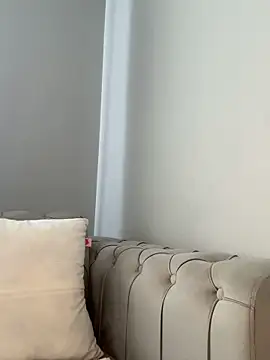 laraaaaaa online show from 11.03.25