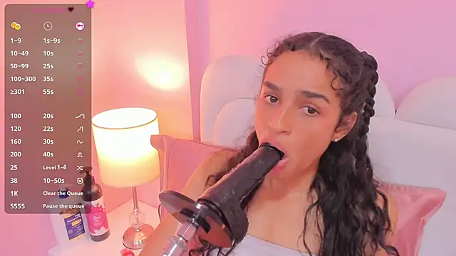 Snapshot of honey_sofii_ chatting on 03.16.25 honey sofii online show from 03.16.25