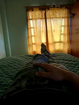 Snapshot of Fperezv207 chatting on 09.27.25 Fperezv207 online show from 09.27.25