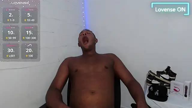 Snapshot of Gooss_cum chatting on 09.17.25 Gooss cum online show from 09.17.25