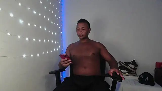 Snapshot of Gooss_cum chatting on 09.24.25 Gooss cum online show from 09.24.25