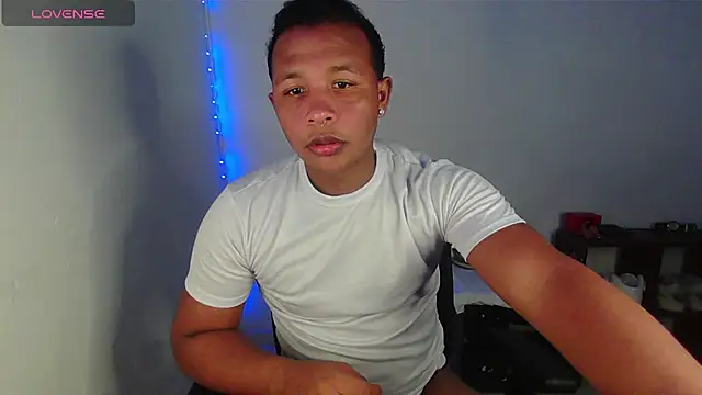 Snapshot of Gooss_cum chatting on 11.07.25 Gooss cum online show from 11.07.25