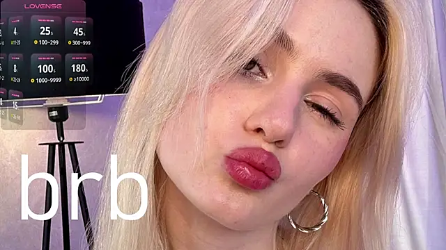 Snapshot of Pancake_Reciper chatting on 03.15.25 Pancake Reciper online show from 03.15.25