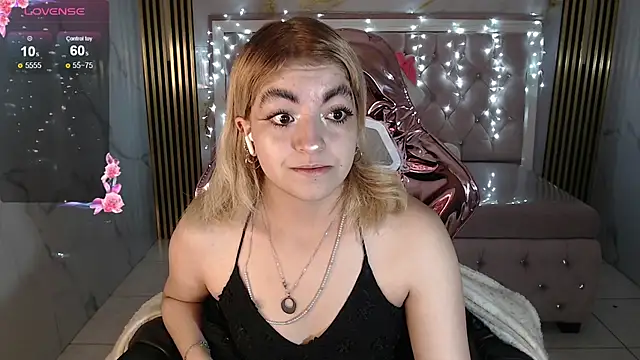 lili conor s online show from 10.01.25