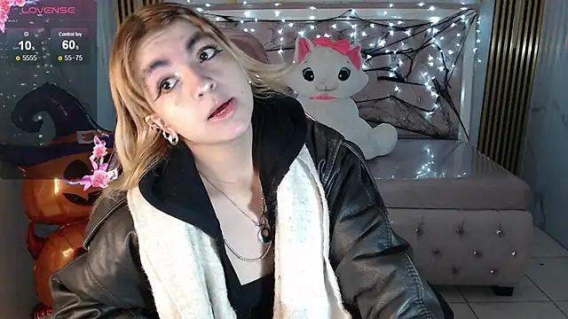 lili conor s online show from 10.21.25