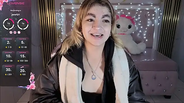 lili conor s online show from 11.16.25