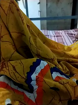 Snapshot of hugedick12 chatting on 03.13.25 hugedick12 online show from 03.13.25