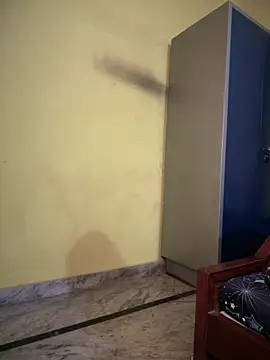 Snapshot of Mahi-Rahul chatting on 10.26.25 Mahi-Rahul online show from 10.26.25