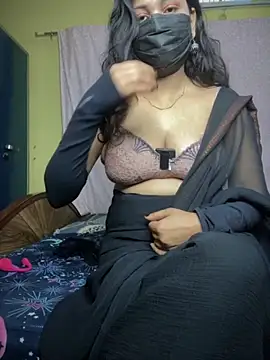 Snapshot of Mahi-Rahul chatting on 11.07.25 Mahi-Rahul online show from 11.07.25