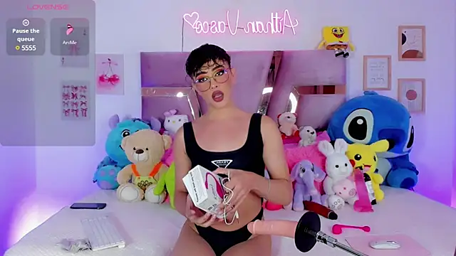 femboy-20 online show from 02.23.25