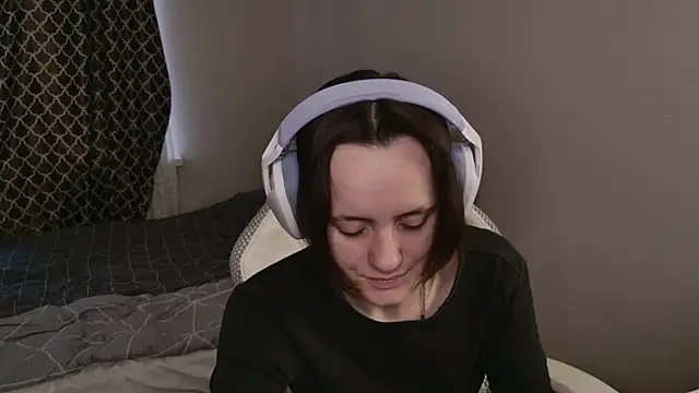 Luna Loveee online show from 03.19.26