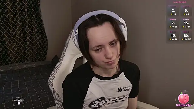 Luna Loveee online show from 03.27.26