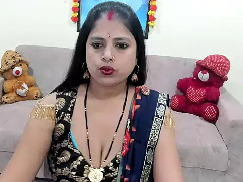 leahgotiii online show from 10.23.25