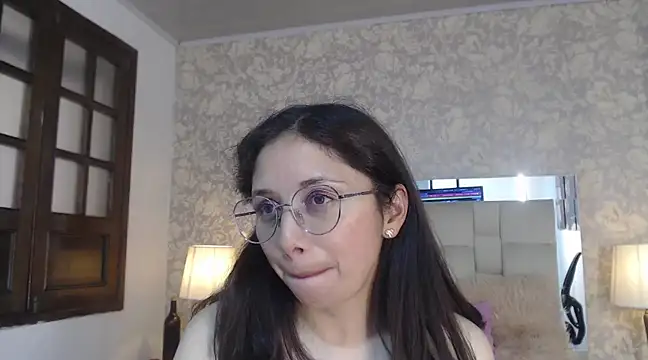 Stephanie Sun online show from 02.28.25