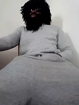 Snapshot of Flexy555 chatting on 11.25.25 Flexy555 online show from 11.25.25