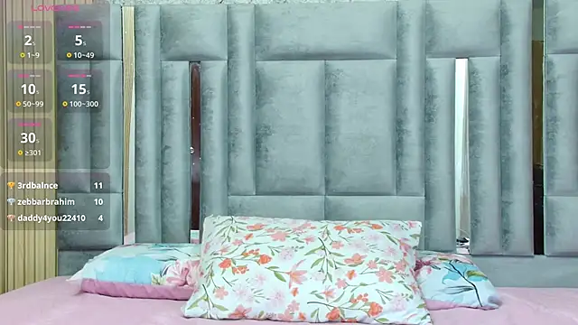 innocenthazel online show from 01.10.26