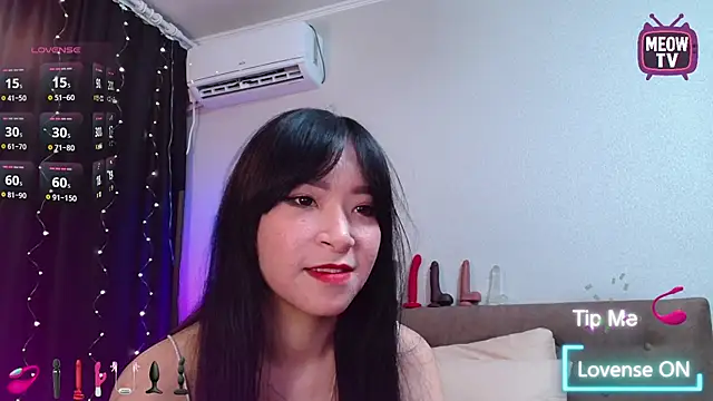 Snapshot of miyakimi0101 chatting on 09.29.25 miyakimi0101 online show from 09.29.25