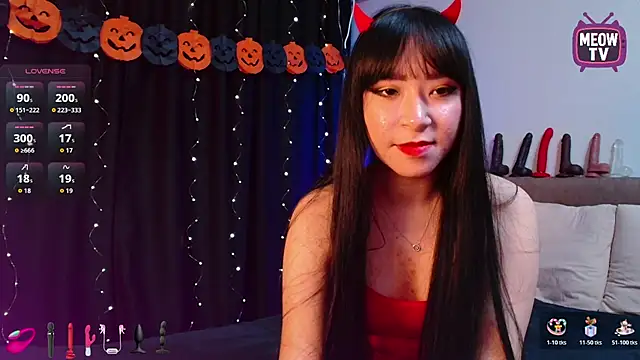 Snapshot of miyakimi0101 chatting on 10.27.25 miyakimi0101 online show from 10.27.25