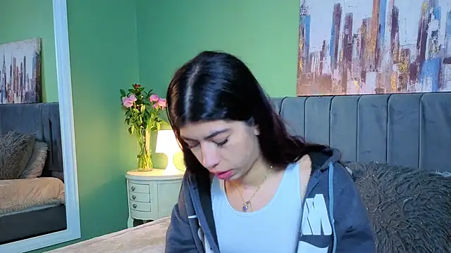 Cassie bloom online show from 04.10.26