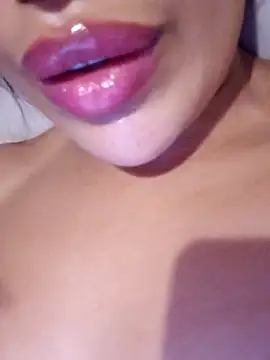 Sexlove1xo online show from 10.12.25