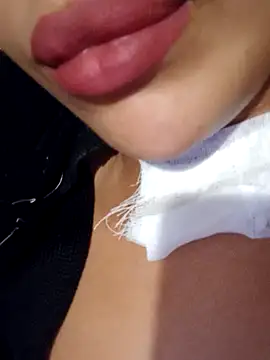 Sexlove1xo online show from 11.02.25