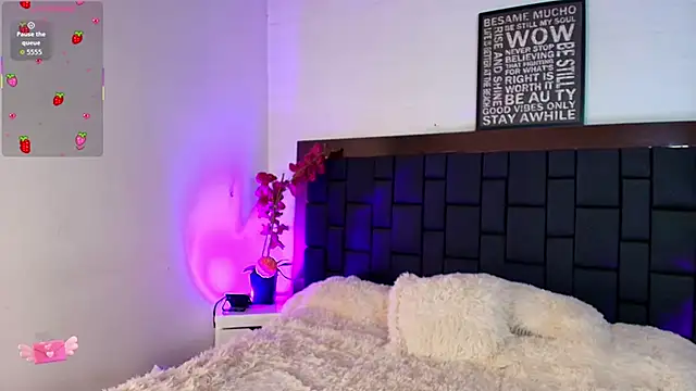 Lexi Howard  online show from 01.14.26