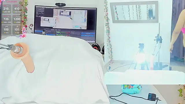 Genesis Love   online show from 03.09.25