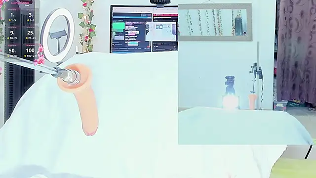 Genesis Love   online show from 03.14.25