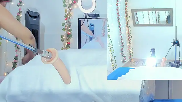 Genesis Love   online show from 10.01.25