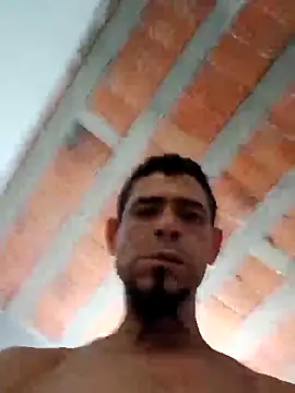 Snapshot of 39januario chatting on 02.02.26 39januario online show from 02.02.26