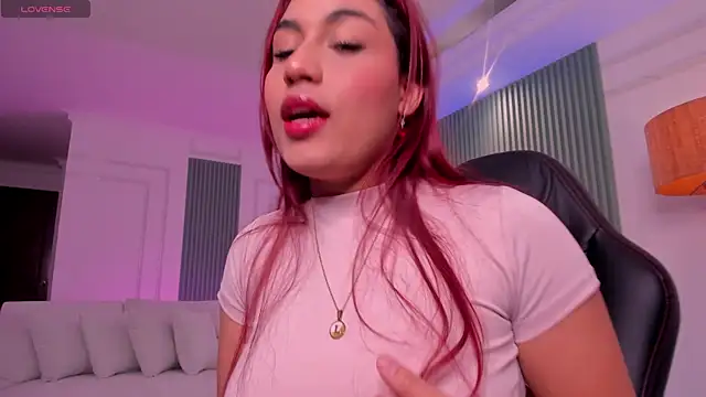 Snapshot of Cathy_wills chatting on 10.18.25 Cathy wills online show from 10.18.25