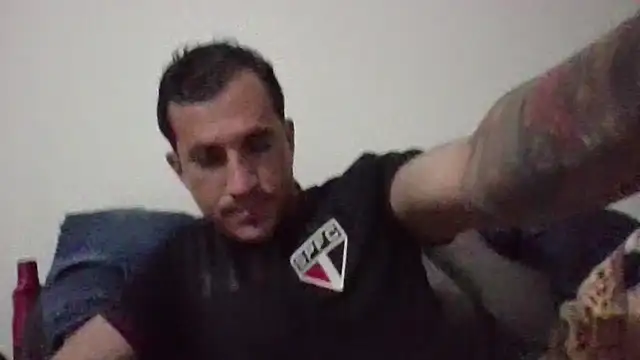 Snapshot of hekitor chatting on 07.14.26 hekitor online show from 07.14.26