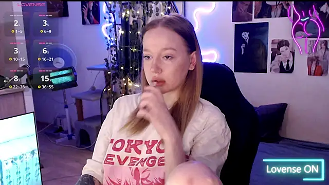 Snapshot of lissallor_ chatting on 02.28.25 lissallor online show from 02.28.25