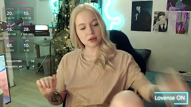 Snapshot of lissallor_ chatting on 03.14.25 lissallor online show from 03.14.25