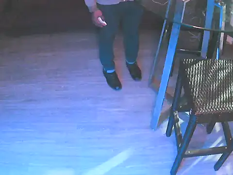 Snapshot of Fuckmehardandcloudy chatting on 01.18.26 Fuckmehardandcloudy online show from 01.18.26