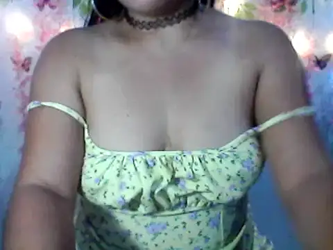 Snapshot of shashel5 chatting on 02.24.25 shashel5 online show from 02.24.25