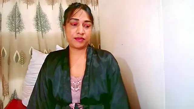 Snapshot of Indian_Erotic69 chatting on 07.15.26 Indian Erotic69 online show from 07.15.26
