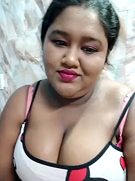 Snapshot of horny_diana chatting on 02.21.26 horny diana online show from 02.21.26