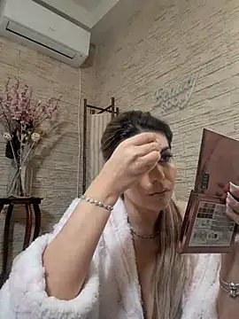 Bella Posh online show from 02.11.26