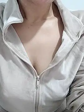 BUSE8821 online show from 04.13.26