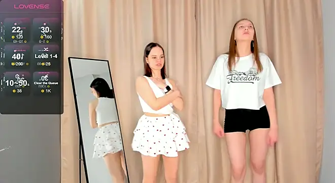 AislyEnderson online show from 02.20.25